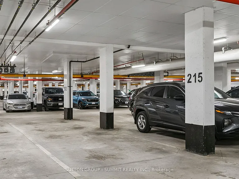 3556 Colonial Dr #16 — Photo 39
