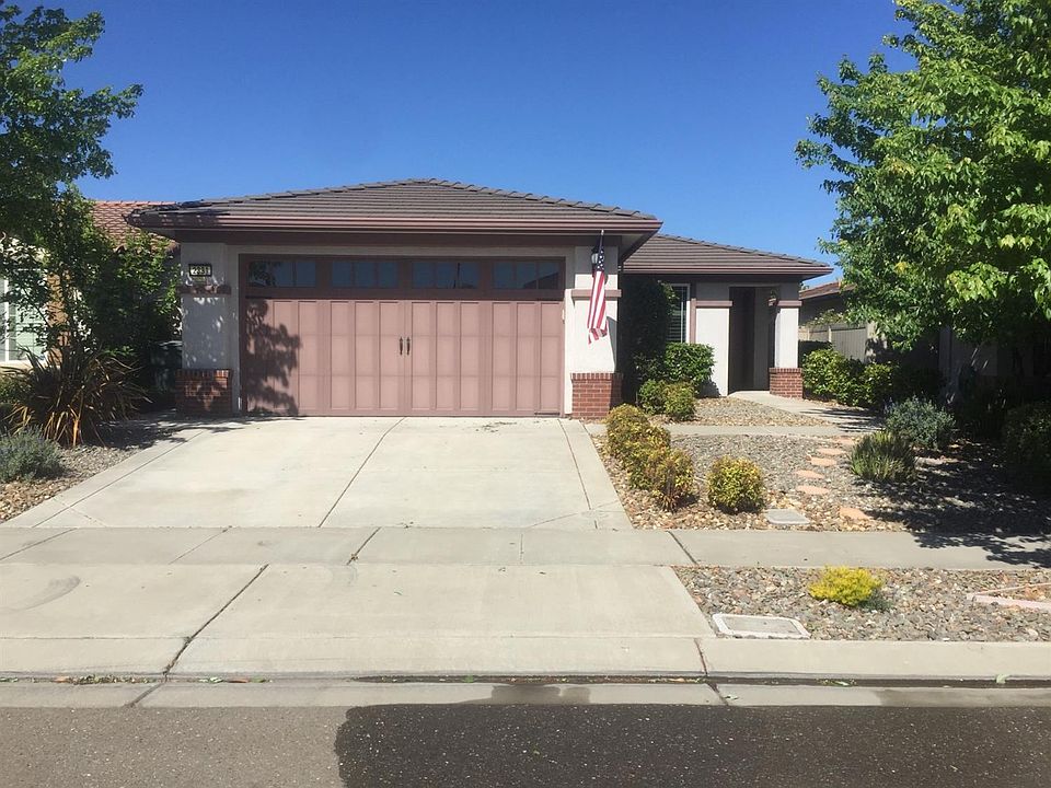 2nd image of 2331 Acorn Meadows Ln