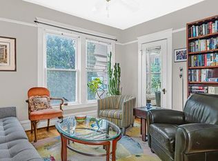 433 Wisconsin Ave #2, Oak Park, IL 60302