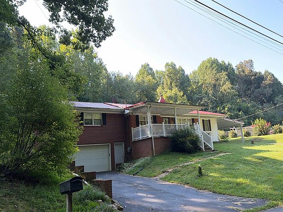 3rd image of 127 Sewanee Rd