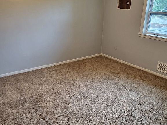 5th image of 517 Taylor St Unit 2