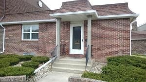 1st image of 2560 Stratford Dr