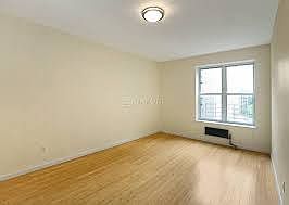 3rd image of 941 Washington Ave #101