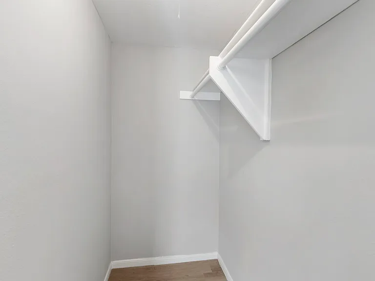 2226 Nantucket Dr #A — Photo 35