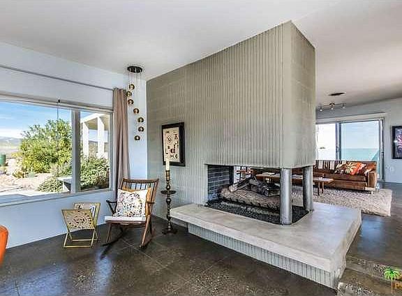 5th image of 4679 Warren Vista Ave