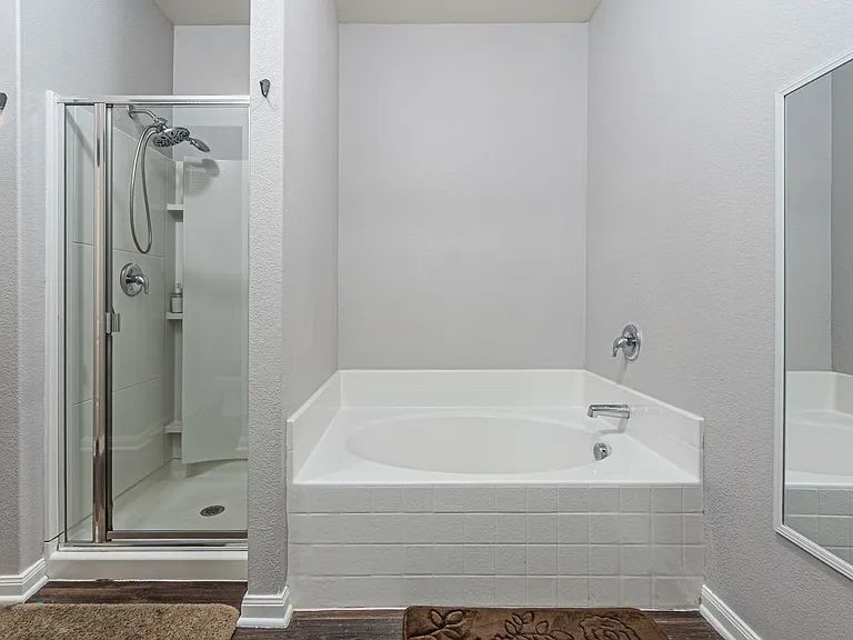 1313 Briercrest Dr — Photo 33