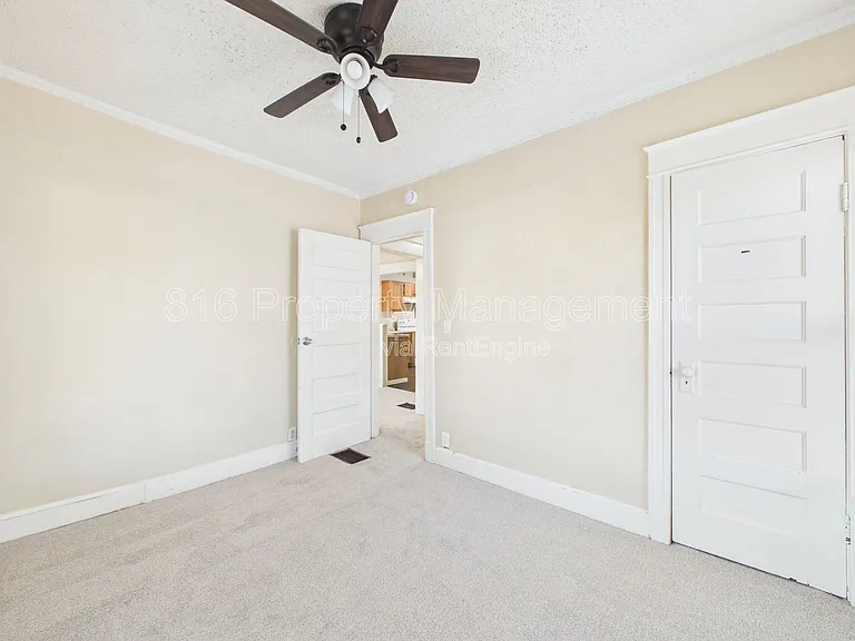 2424 Norton Ave #B — Photo 18