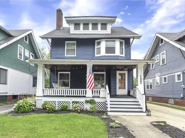 1222 Bonnieview Ave, Lakewood, OH 44107
