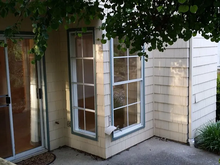301 Warmcastle Ct — Photo 7