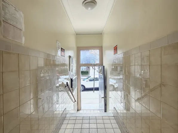 2159 East 2nd Street image 6 of 14