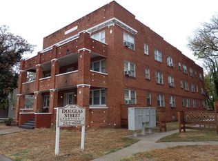 2606 E Douglas Ave, Wichita, KS 67214