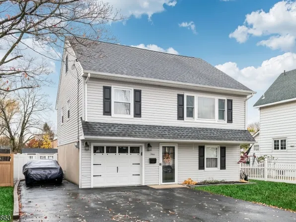 3 1St St, Wanaque Boro, NJ 07465