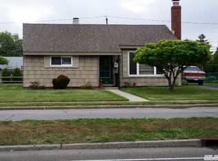 4178 Hicksville Rd, Bethpage, NY 11714