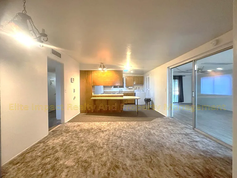 3811 N Reno Ave — Photo 5