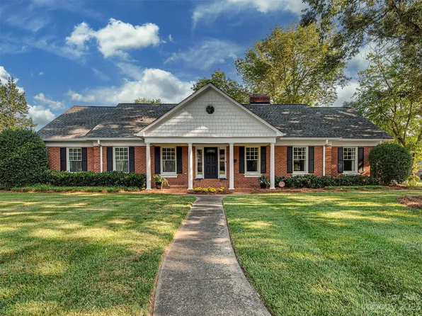 431 Scofield Rd, Charlotte, NC 28209