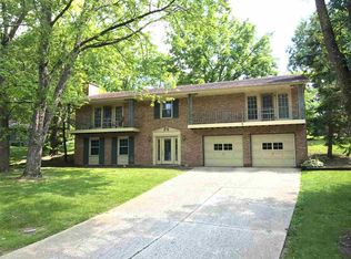 531 Edgewood Dr, New Castle, IN