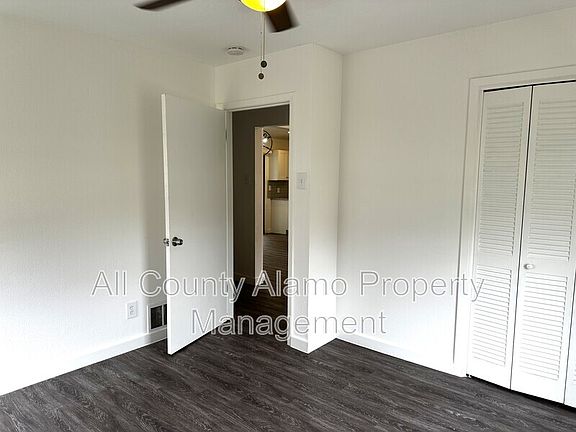 5th image of 446 E Byrd Blvd