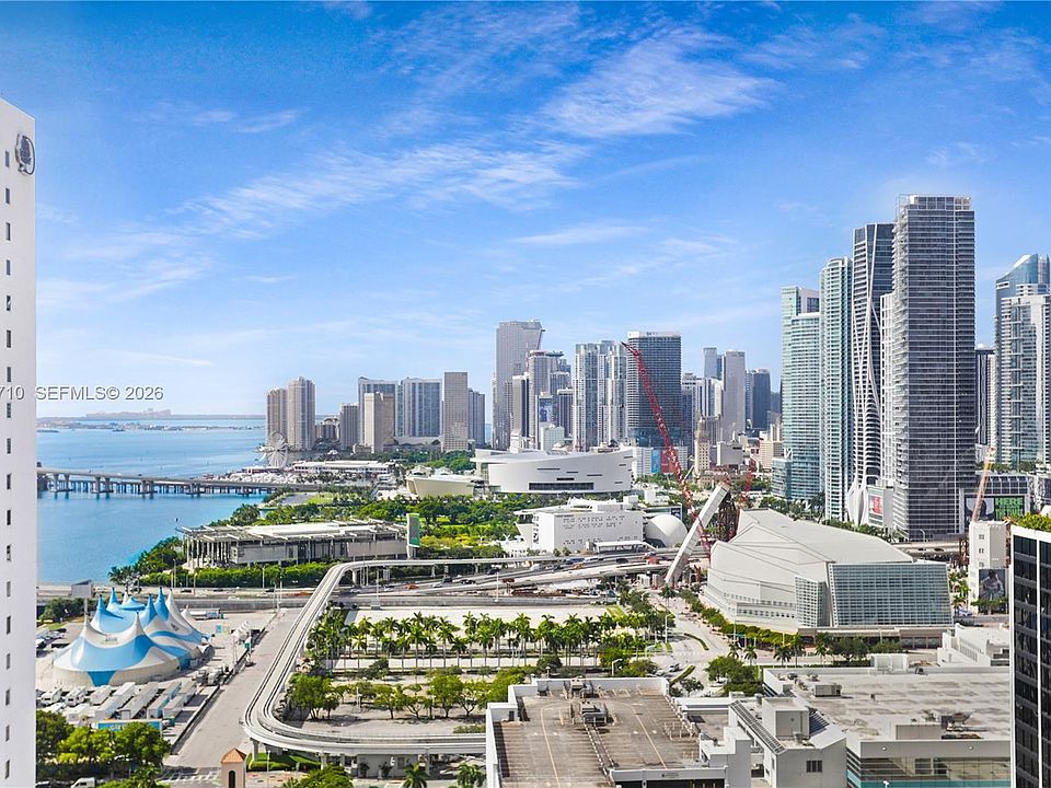 1st image of 1750 N Bayshore Dr APT 3210