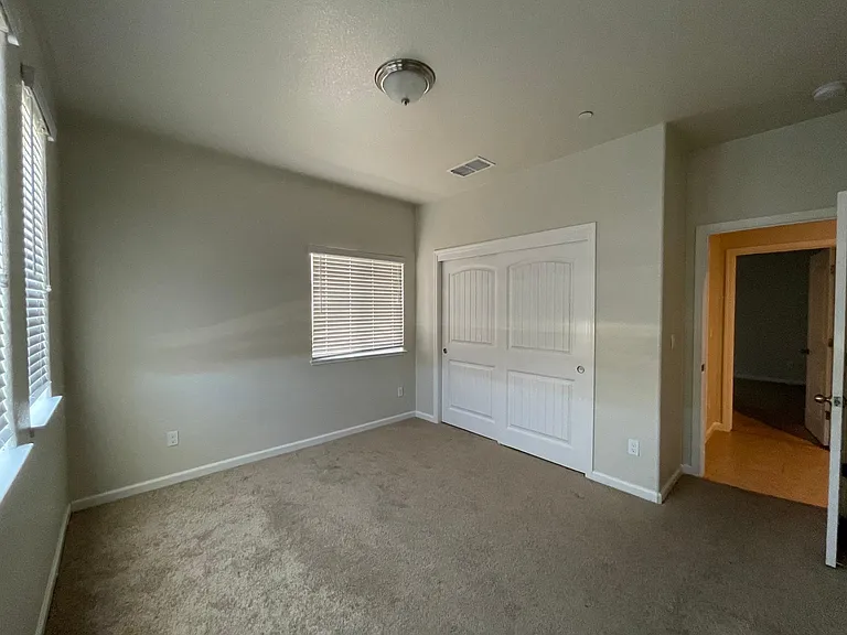 710 Marybelle Dr — Photo 11