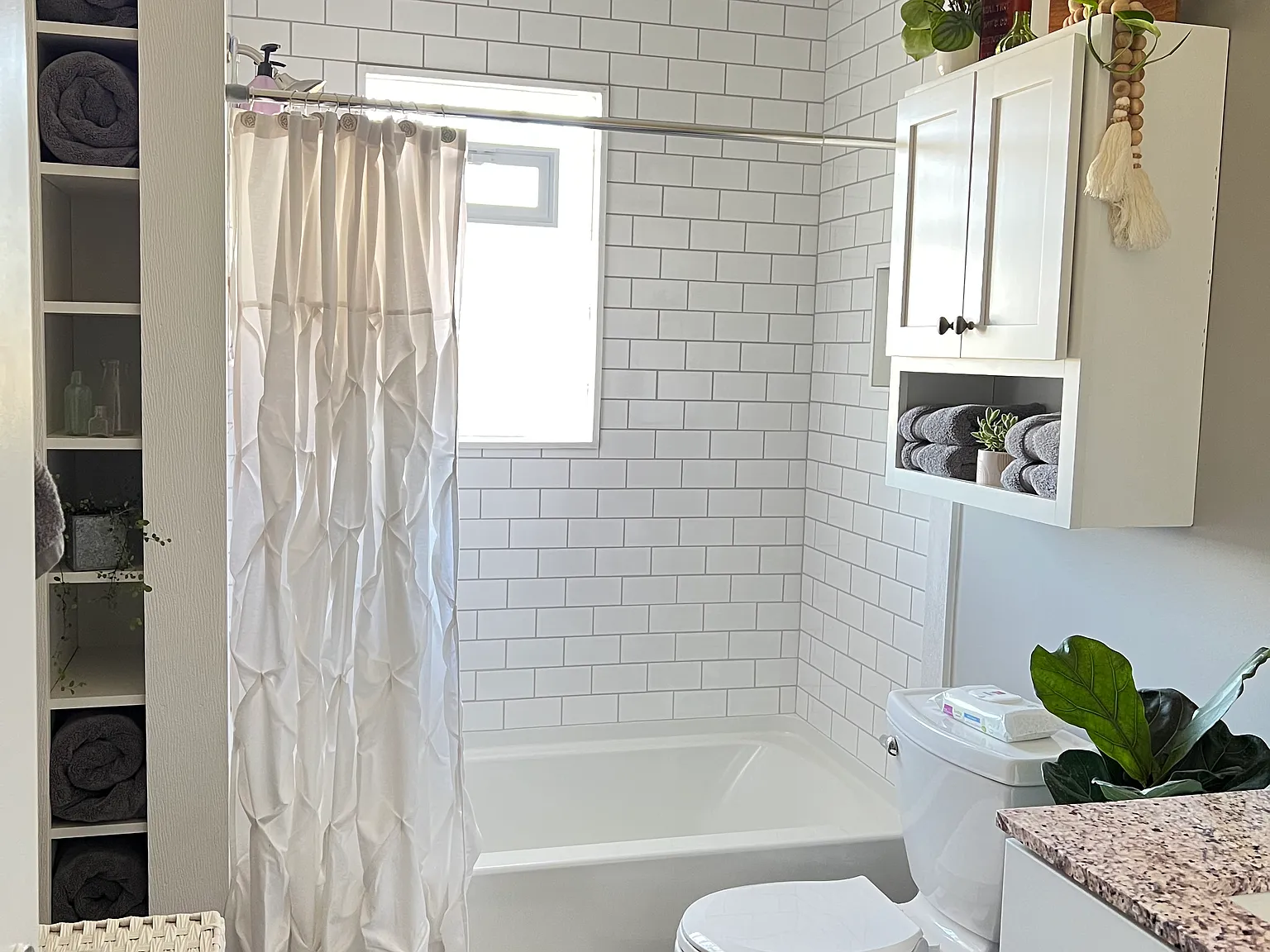 3 bed, 1600 sqft, $2,400 — Photo 3