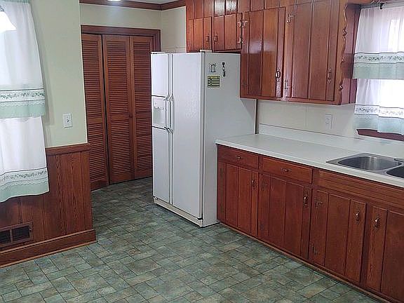 4th image of 7506 Creekwood Dr