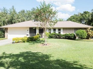 600 Riviera Bay Dr NE, Saint Petersburg, FL 33702