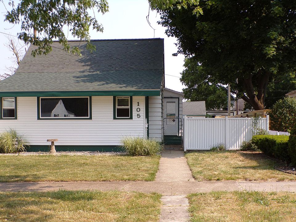 1st image of 105 Sherwood St
