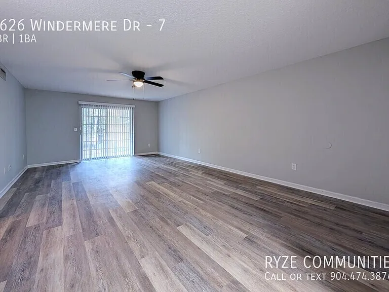 5626 Windermere Dr #7 — Photo 2