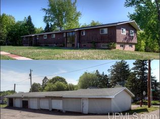 421 S Suffolk St, Ironwood, MI 49938