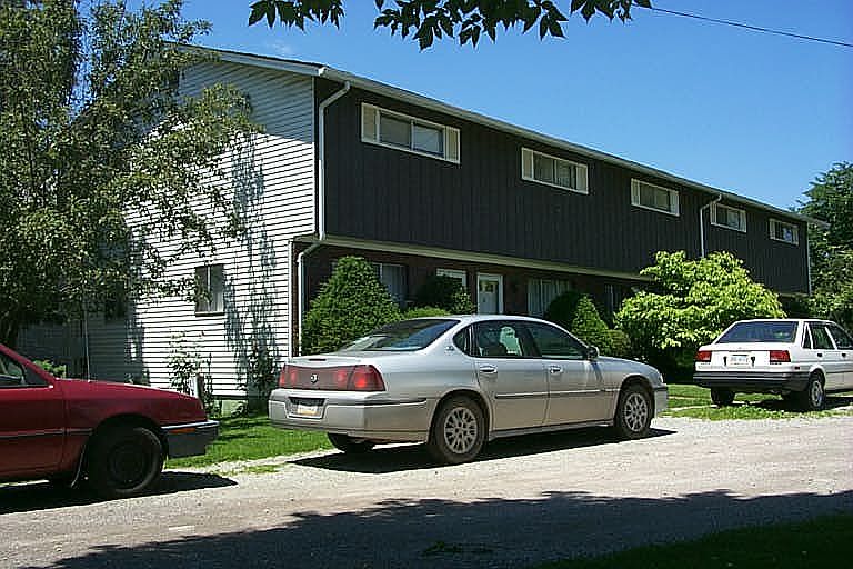 1st image of 137 Greenwood Ave #1