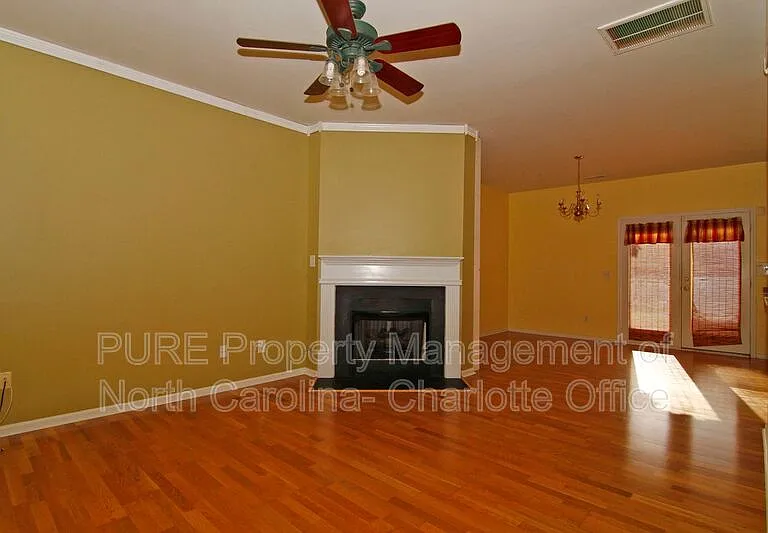 7428 Darblay St — Photo 1