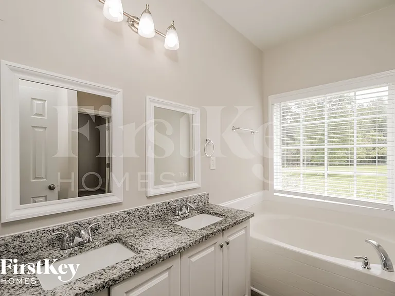 105 Resinwood Rd — Photo 10