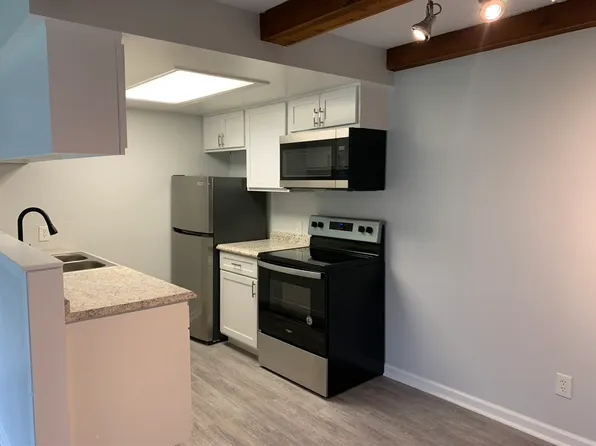 1000 Piper Rd APT 12, Mansfield, OH 44905
