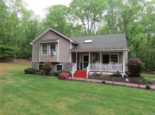 440 Prospect Hill Rd, Cuddebackville, NY 12729