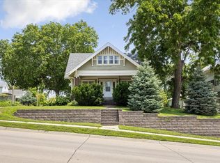 122 N 8th St, Missouri Valley, IA 51555