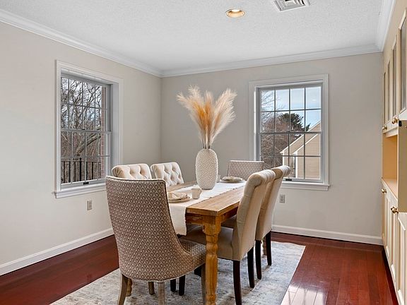 5th image of 70 Weatherly Dr Unit 308