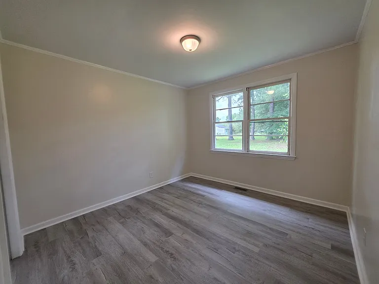 2266 Onslow Dr — Photo 13