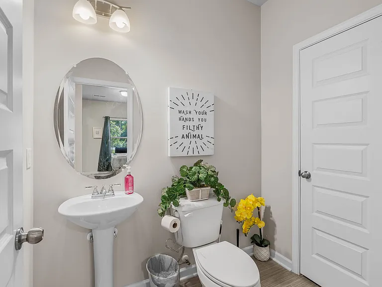 1518 Valley Brook Dr SW — Photo 7