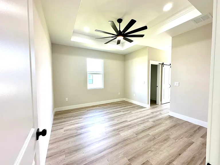 3208 7th St W — Photo 13