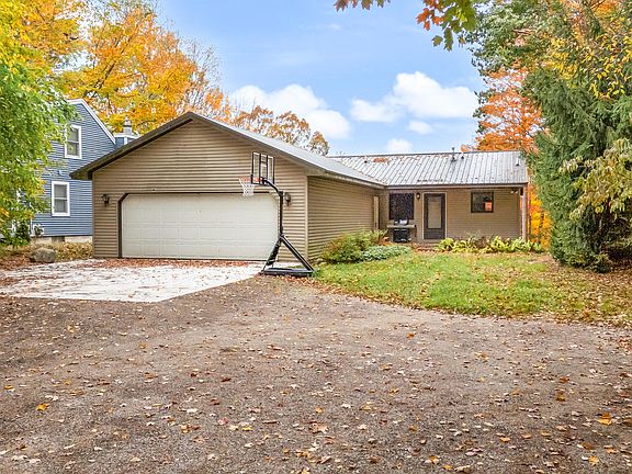 2nd image of 10833 Otahnagon Dr