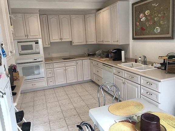 3rd image of 1200 Salem St #186