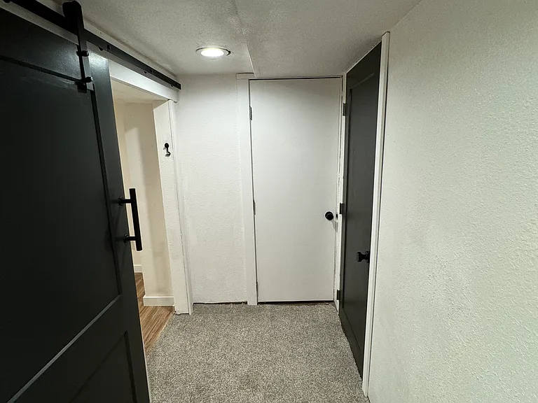 3124 W Euclid Ave — Photo 25