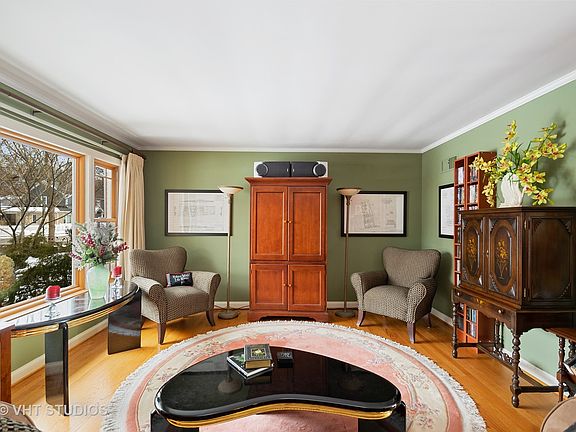4th image of 5622 N Kenton Ave