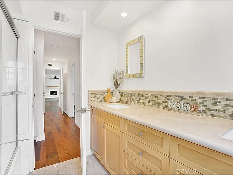 6099 Nutmeg Ln — Photo 9