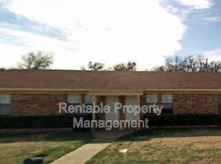 927 Meadowlark Cir, Granbury, TX 76049