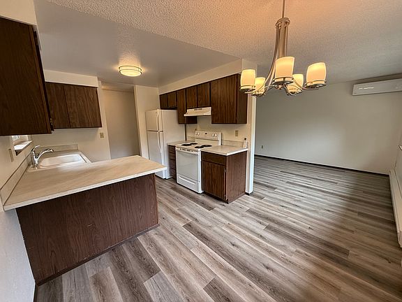 4th image of 5807 13th Ave SE #D