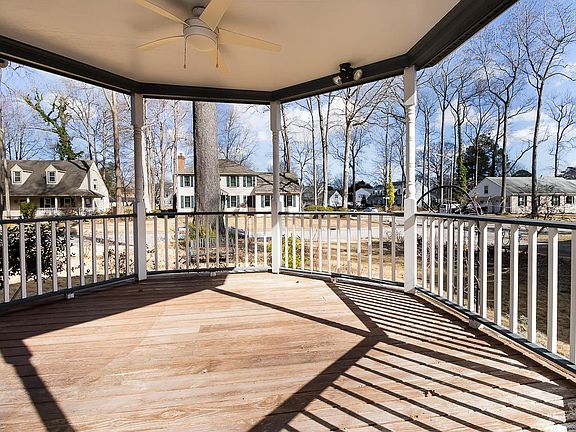 5th image of 1108 Crystalwood Cir