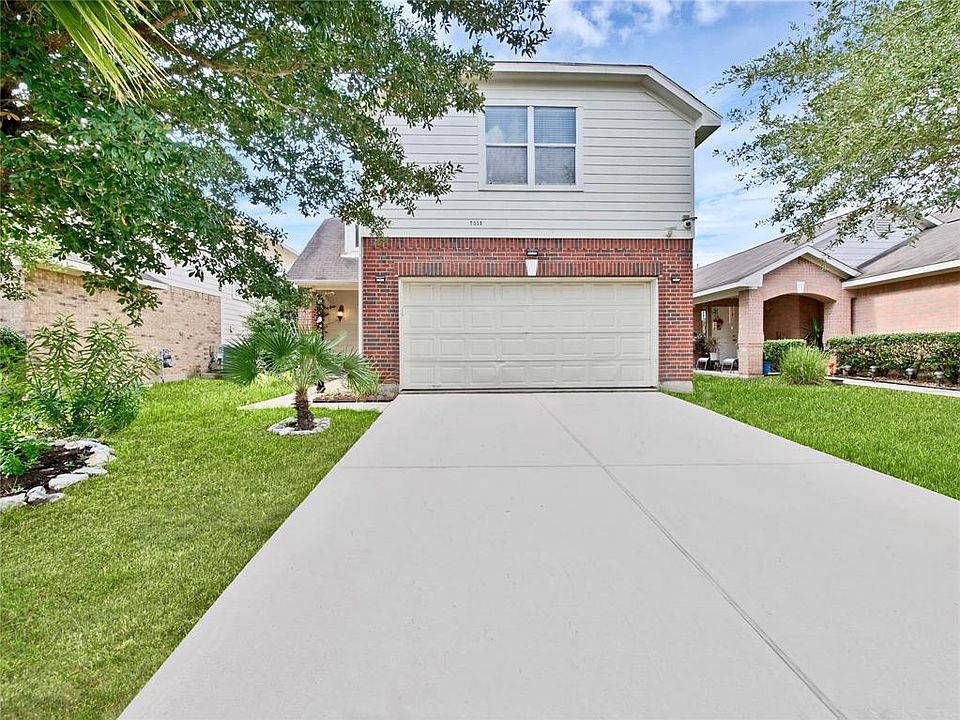 1st image of 7615 Legacy Pines Dr