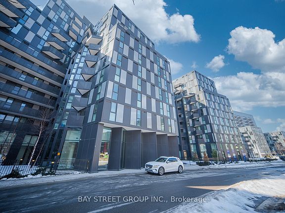 3rd image of 30 Tippett Rd #1024