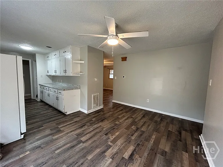 321 Sharondale Rd — Photo 12